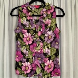 Sunny Leigh. Sleeveless floral top with ruffle collar